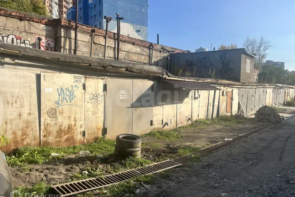 Продаётся гараж, 18 м²
