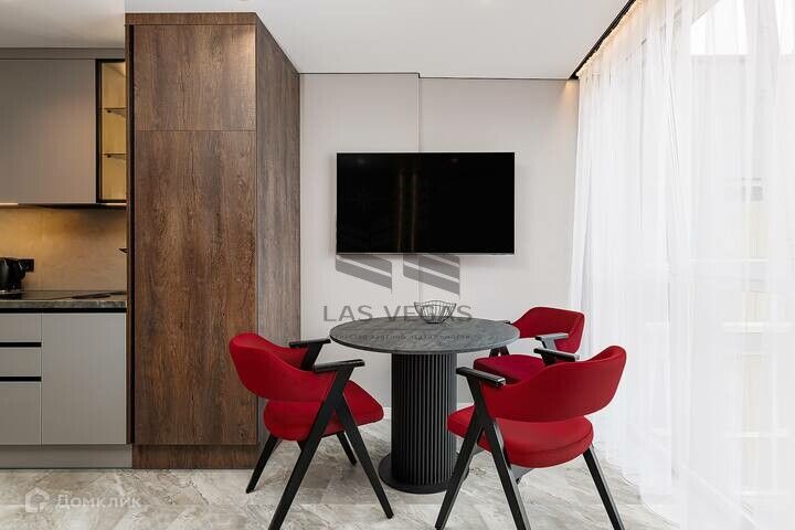 Сдаётся 2-комнатная квартира, 70 м²