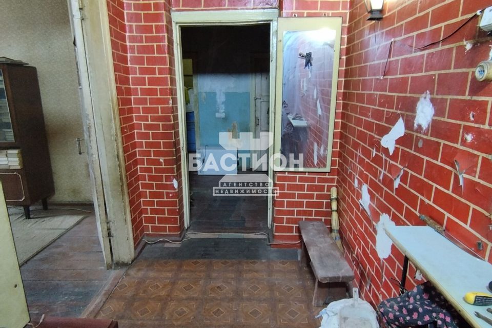 Продаётся 3-комнатная квартира, 107 м²