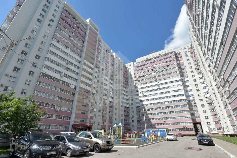 Сдаётся 2-комнатная квартира, 63 м²