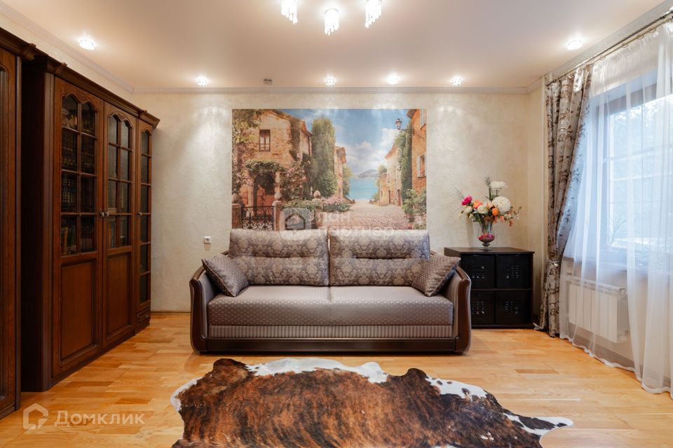 Продаётся 2-комнатная квартира, 58 м²