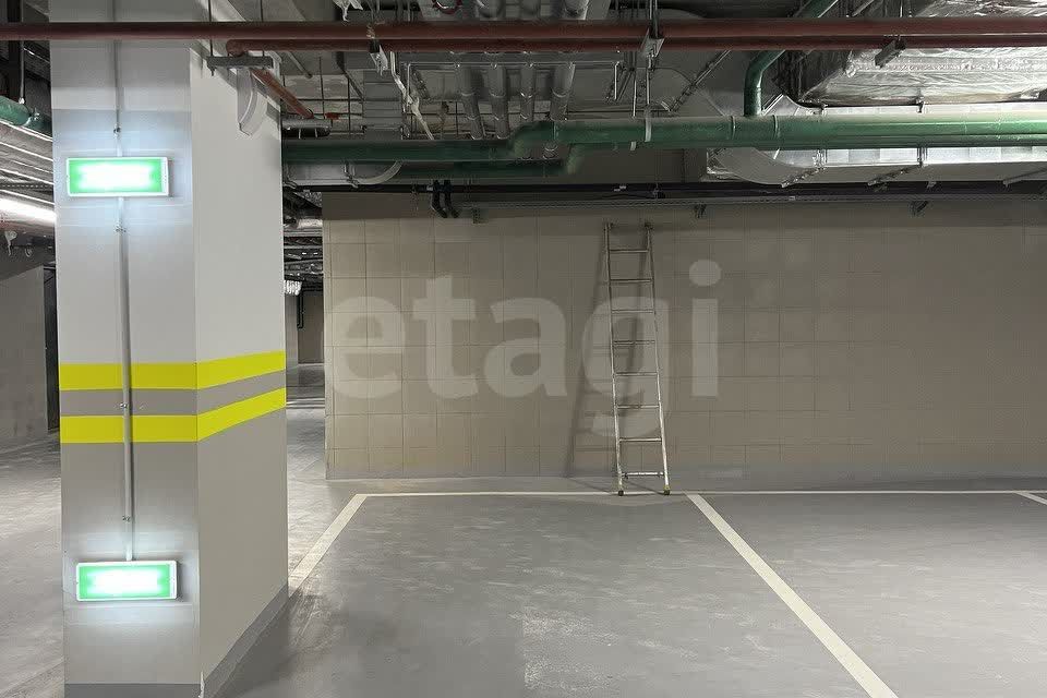 Продаётся машиноместо, 14 м²