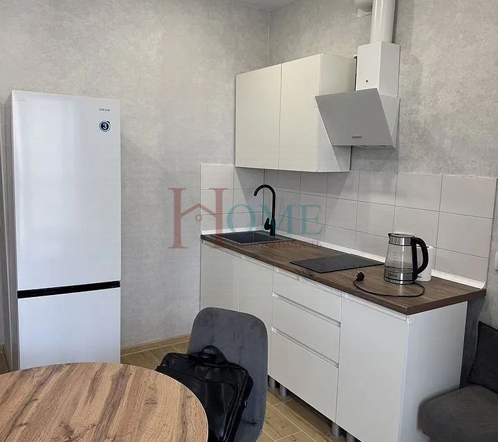 Сдаётся 1-комнатная квартира, 37 м²