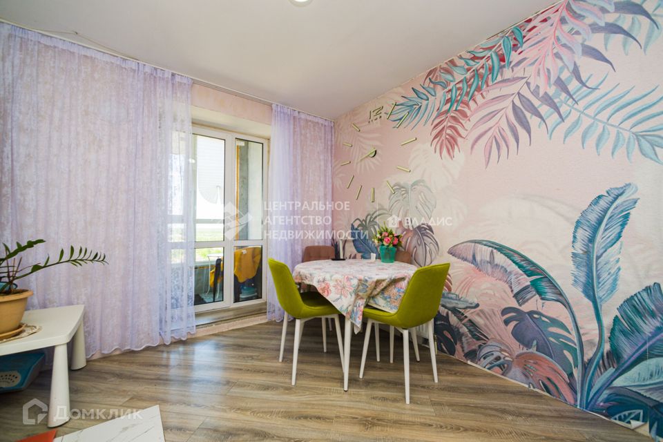 Продаётся 2-комнатная квартира, 63 м²