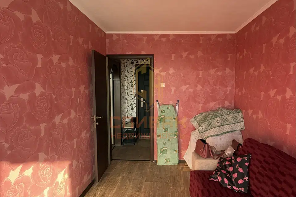 Продаётся 3-комнатная квартира, 56.3 м²