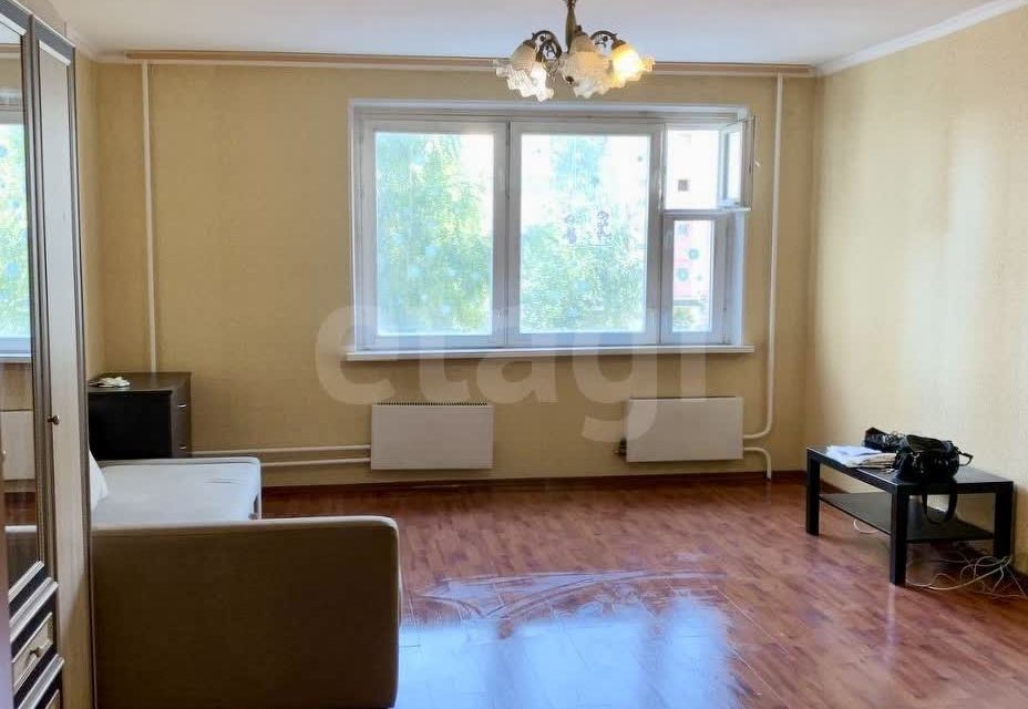 Продаётся 1-комнатная квартира, 51.5 м²