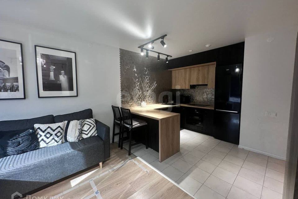 Продаётся 1-комнатная квартира, 39.8 м²