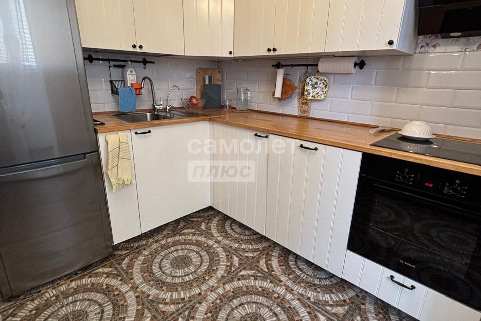 Продаётся 2-комнатная квартира, 63 м²