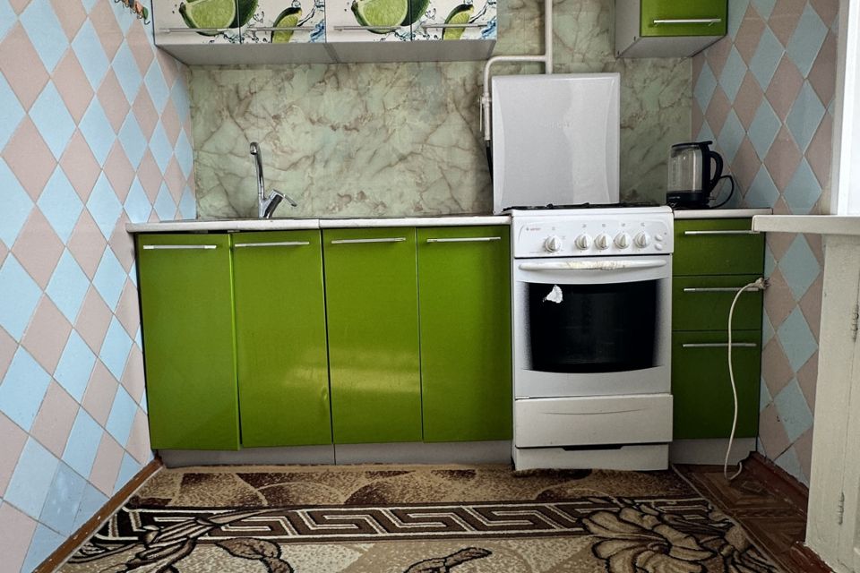 Продаётся 3-комнатная квартира, 57.7 м²