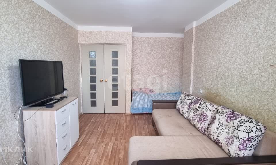 Продаётся 1-комнатная квартира, 37.8 м²