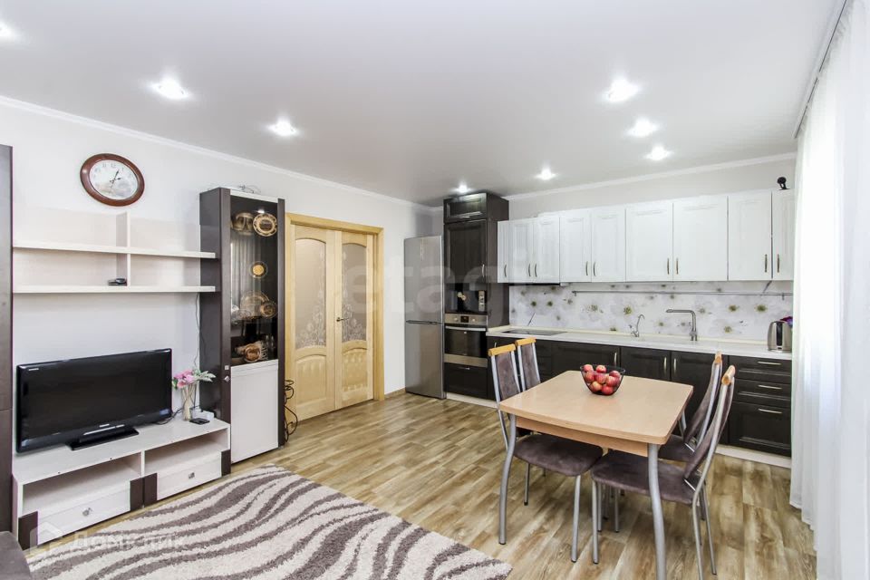 Продаётся 2-комнатная квартира, 66 м²
