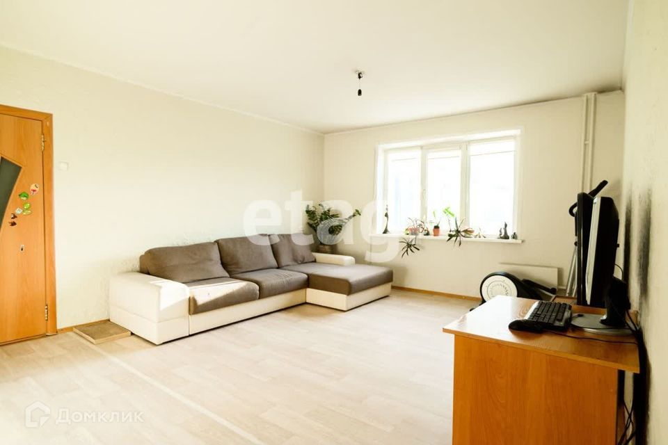 Продаётся 4-комнатная квартира, 82.2 м²