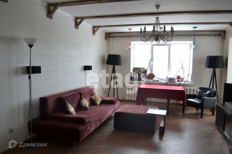 Продаётся 4-комнатная квартира, 89.4 м²