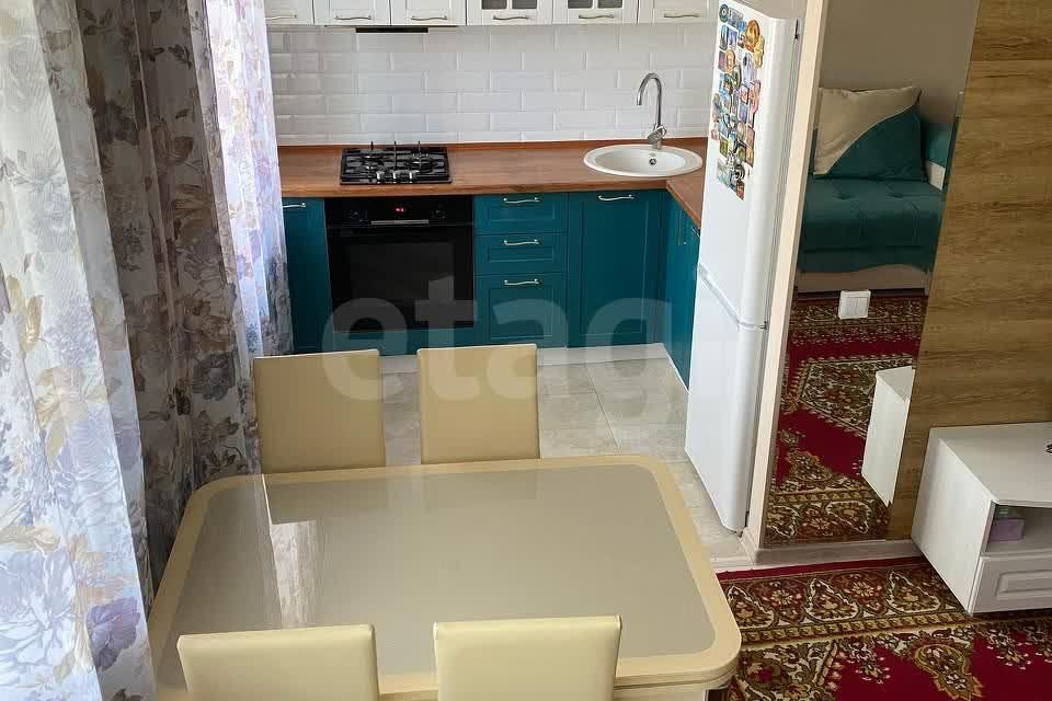 Продаётся 3-комнатная квартира, 56.6 м²