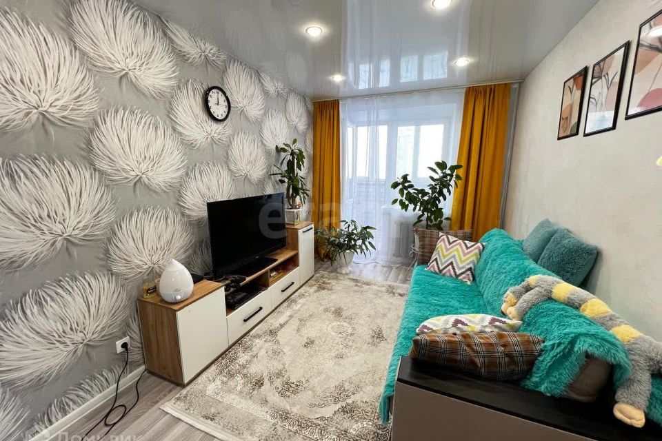 Продаётся 1-комнатная квартира, 41.7 м²