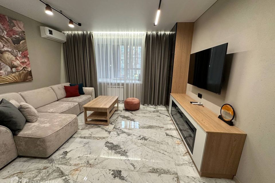 Сдаётся 2-комнатная квартира, 70 м²