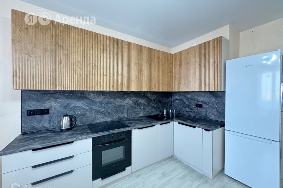 Сдаётся 2-комнатная квартира, 65 м²