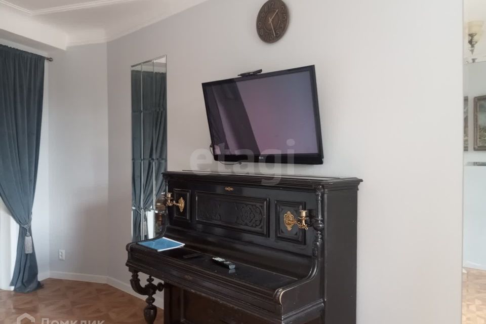 Продаётся 3-комнатная квартира, 70 м²
