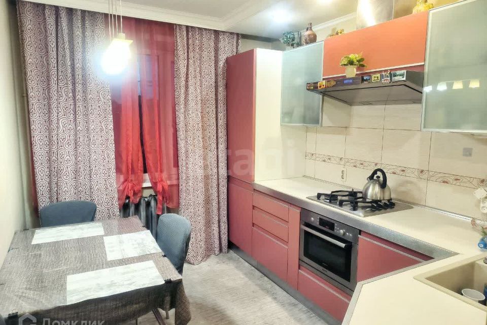 Продаётся 3-комнатная квартира, 62.1 м²