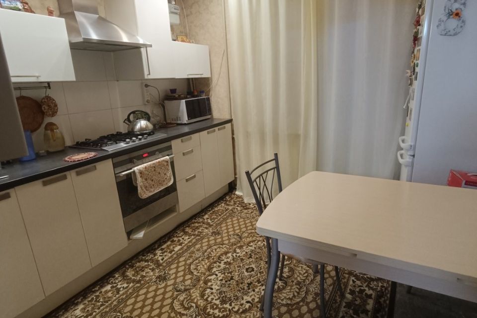 Продаётся 3-комнатная квартира, 66.5 м²