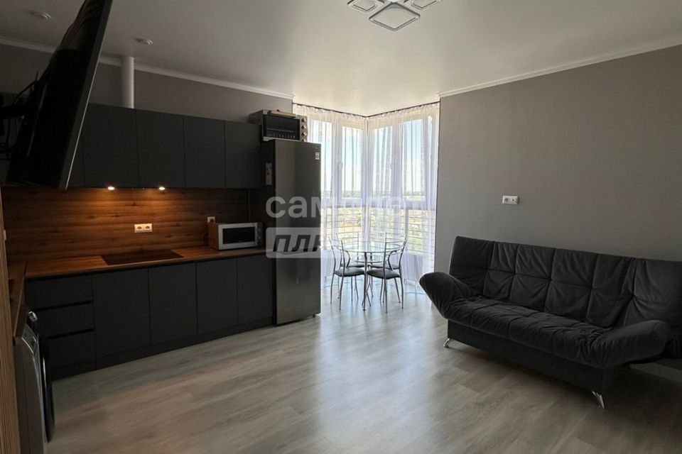 Сдаётся 2-комнатная квартира, 58 м²