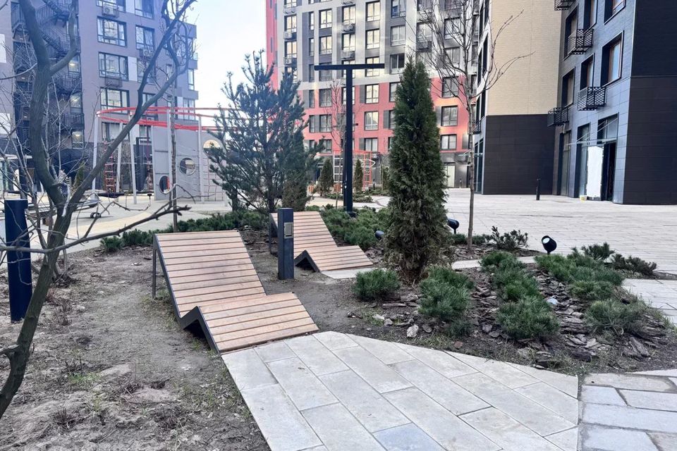 Продаётся 3-комнатная квартира, 103.2 м²