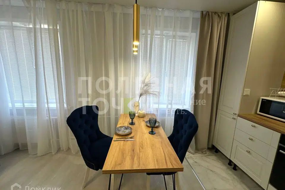 Продаётся 2-комнатная квартира, 55.7 м²