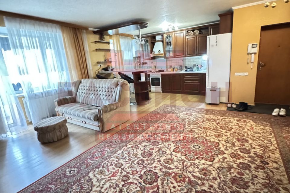 Продаётся 3-комнатная квартира, 73 м²