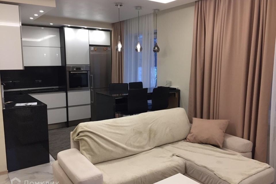 Сдаётся 1-комнатная квартира, 42 м²