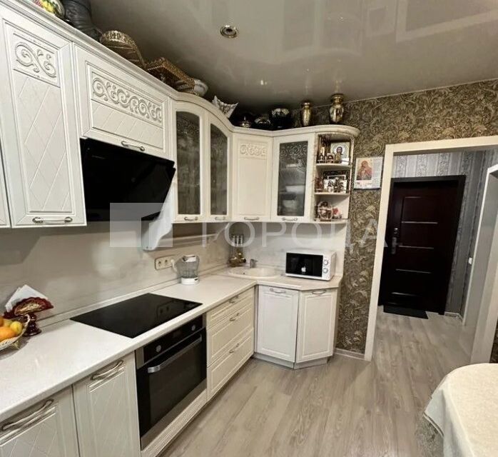Продаётся 1-комнатная квартира, 42.2 м²