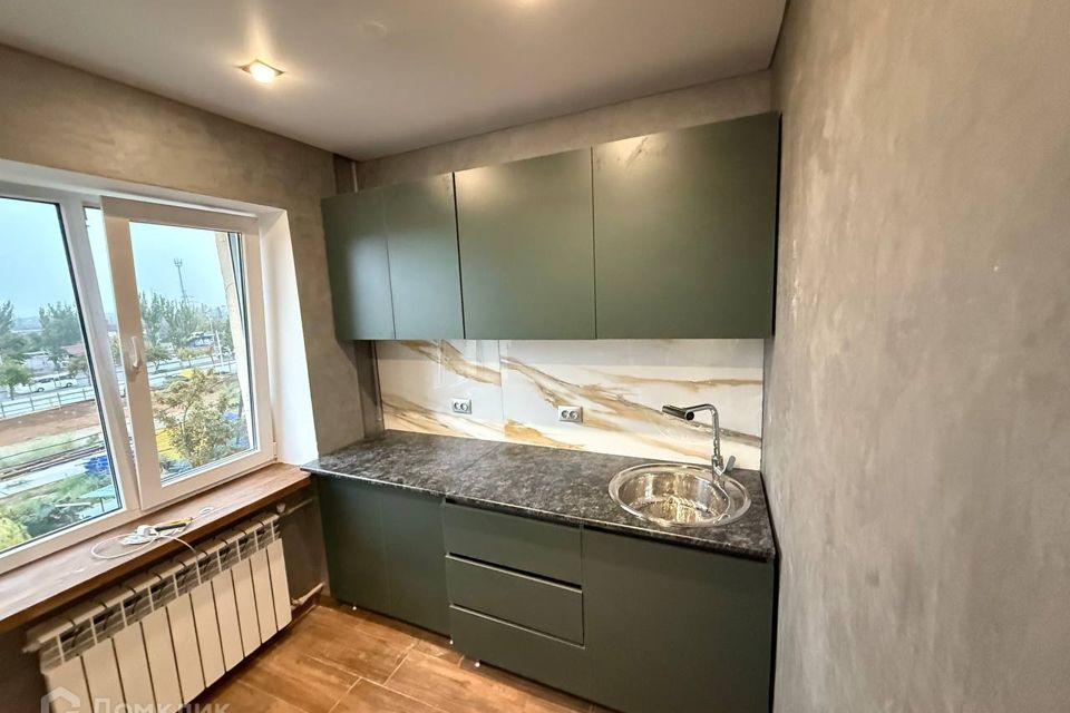 Продаётся 3-комнатная квартира, 50.3 м²