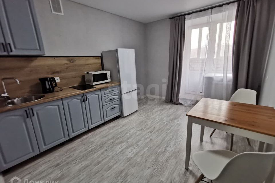 Продаётся 1-комнатная квартира, 37 м²