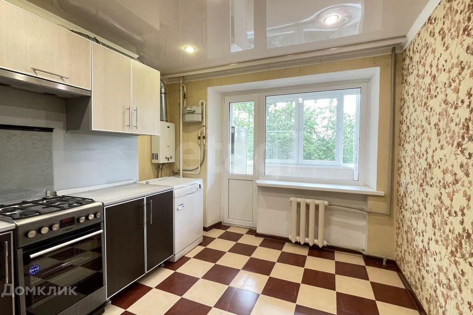 Продаётся 4-комнатная квартира, 91.6 м²