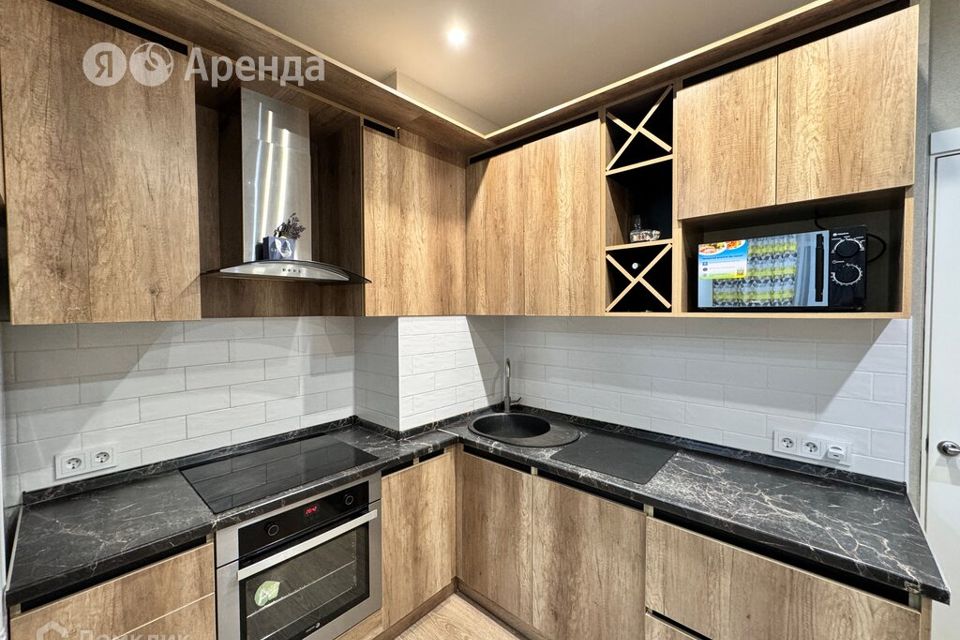 Сдаётся 2-комнатная квартира, 68 м²