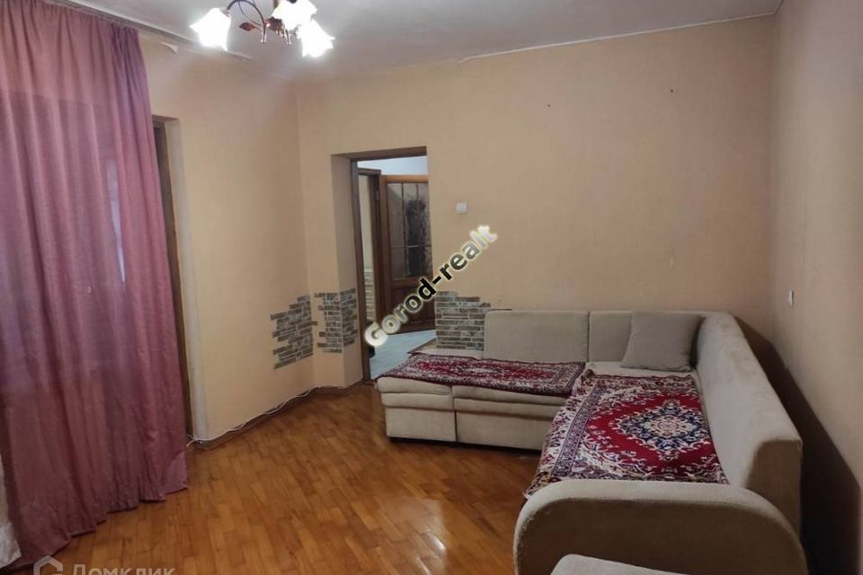 Продаётся 2-комнатная квартира, 64 м²