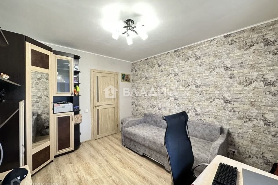 Продаётся 4-комнатная квартира, 104.2 м²