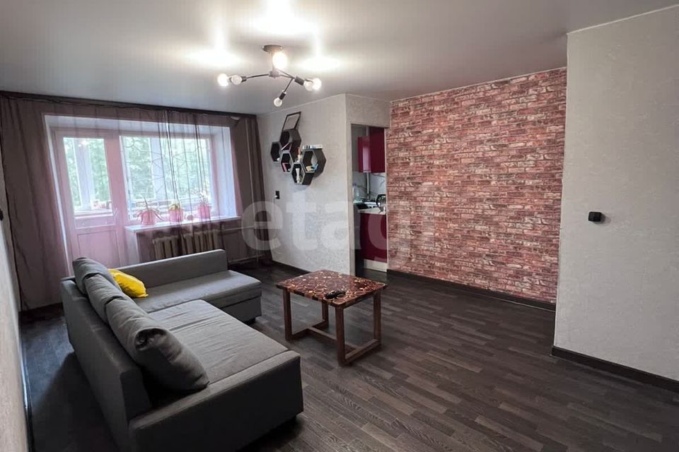 Продаётся 3-комнатная квартира, 58 м²