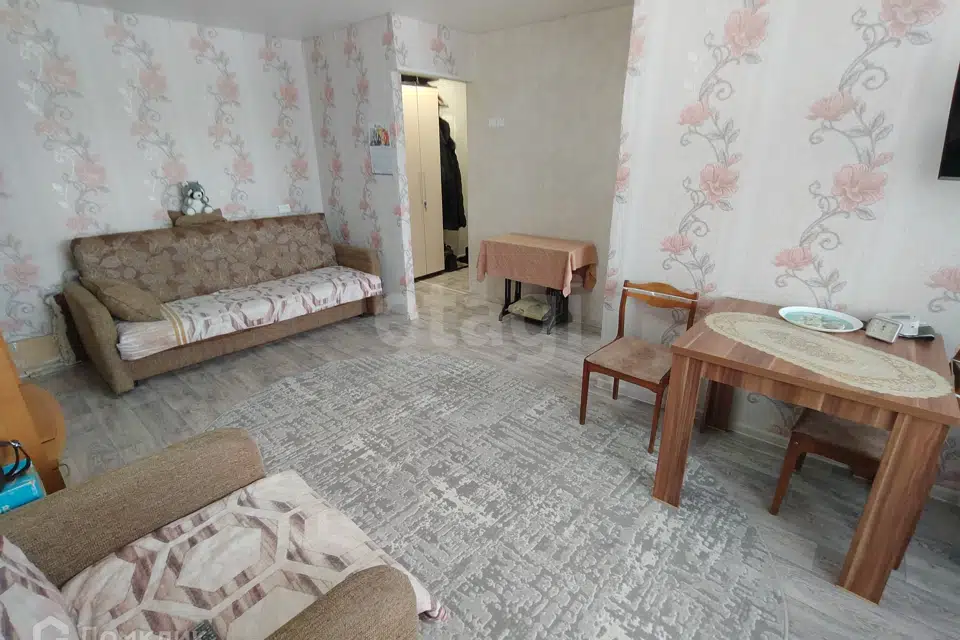 Продаётся 2-комнатная квартира, 43.2 м²