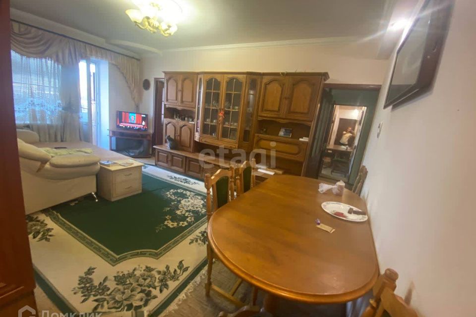 Продаётся 3-комнатная квартира, 56 м²