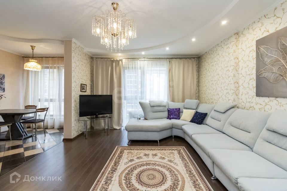 Сдаётся 2-комнатная квартира, 86.9 м²