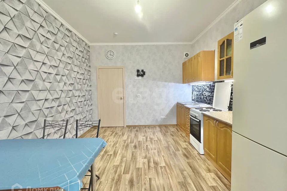 Продаётся 3-комнатная квартира, 70.9 м²