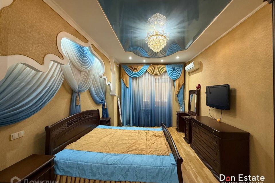 Продаётся 4-комнатная квартира, 163 м²