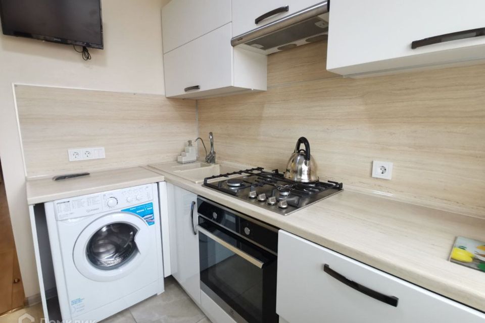 Продаётся 3-комнатная квартира, 60.6 м²