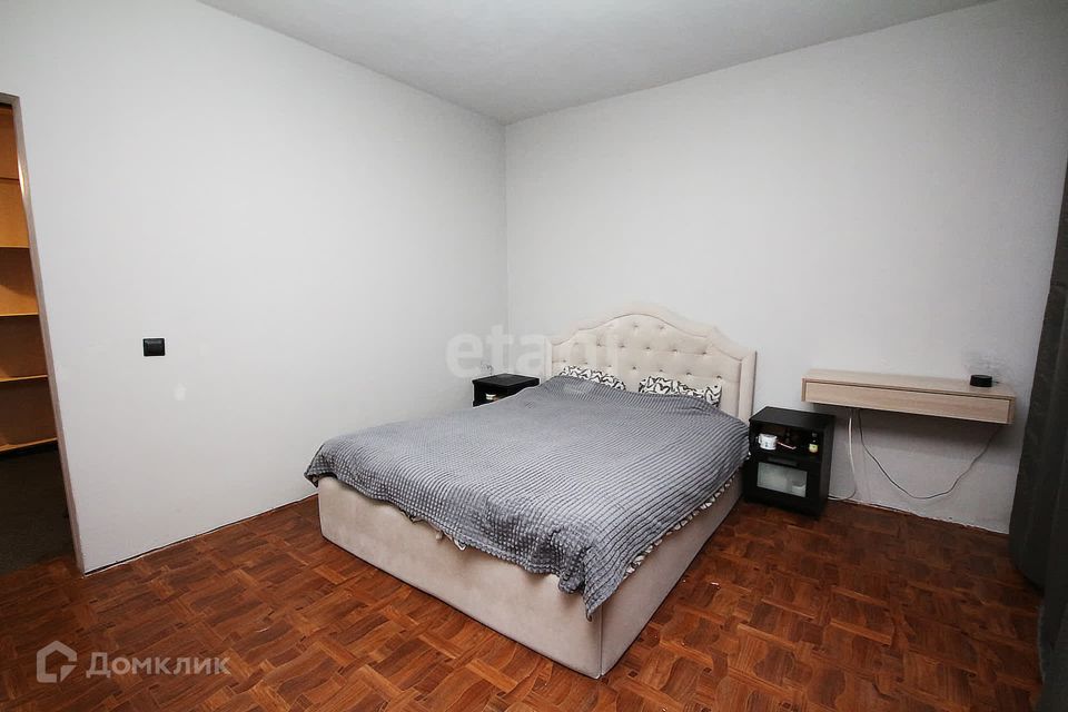 Продаётся 2-комнатная квартира, 68.3 м²