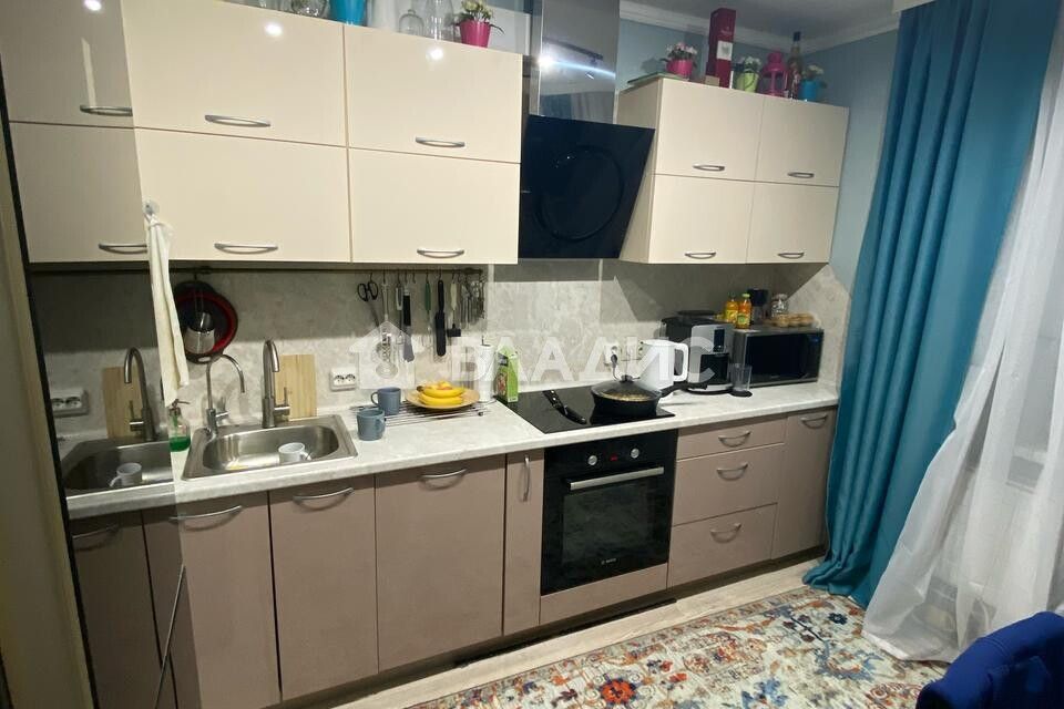 Продаётся 1-комнатная квартира, 36.5 м²