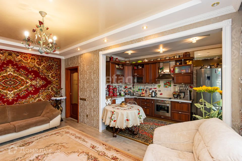 Продаётся 1-комнатная квартира, 41.7 м²