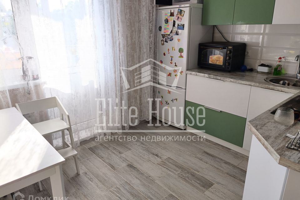 Продаётся 1-комнатная квартира, 39.5 м²