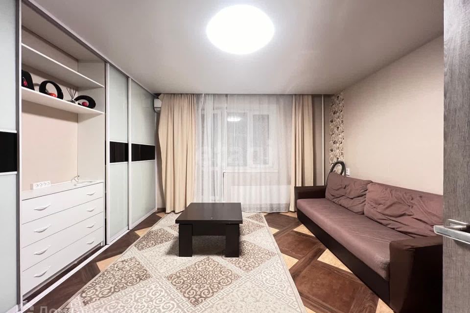 Продаётся 2-комнатная квартира, 56.4 м²