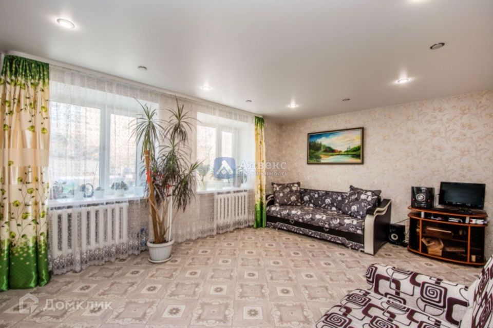 Продаётся 1-комнатная квартира, 48 м²