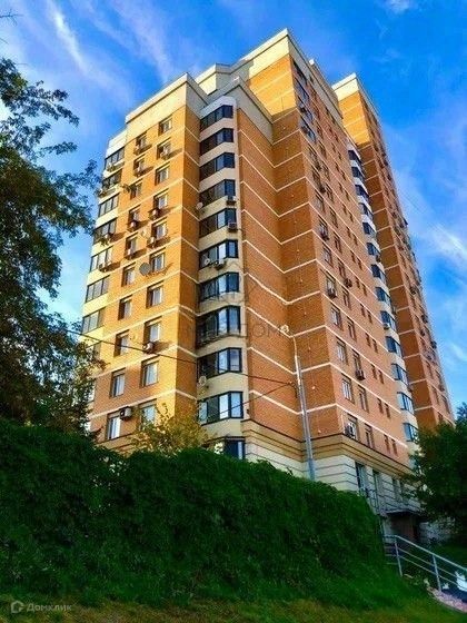 Сдаётся 2-комнатная квартира, 73 м²